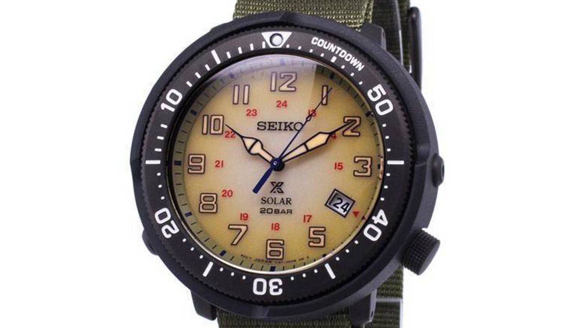 A Review of Seiko Solar Chronograph Divers SSC015P1 SSC015P SSC015