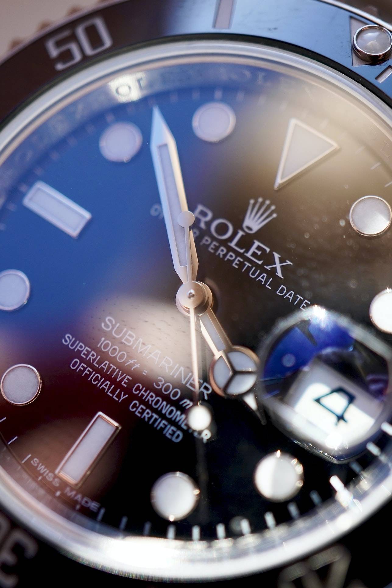 Luxury Holiday Pop-Up to Stock Rare Rolex Model